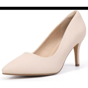 IDIFU Beige Pointed Toe Kitten Heel Pumps Size 6